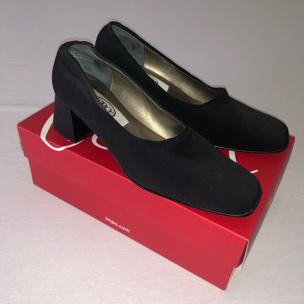 SRO Nylon Career Pumps Size 8